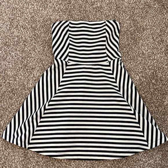 Express Black & White Strapless Fit and Flare Dress - Picture 12 of 12